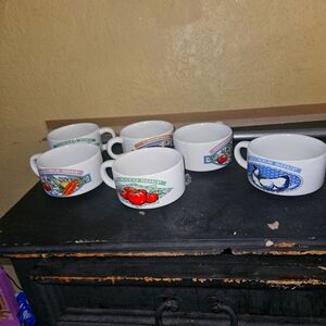 Himark Soup's On  6 bowls